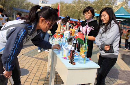 岁月无痕，大学是追梦的地方，让我们忘怀一切，回不去的纯真年代！